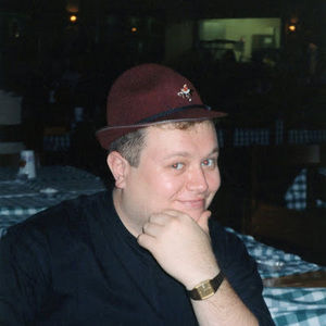 Meet your Posher, Kenneth